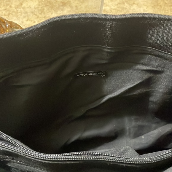 Victoria's Secret bag - Picture 2 of 3